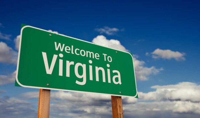 Welcome,To,Virginia,Green,Road,Sign,Over,Blue,Sky,With