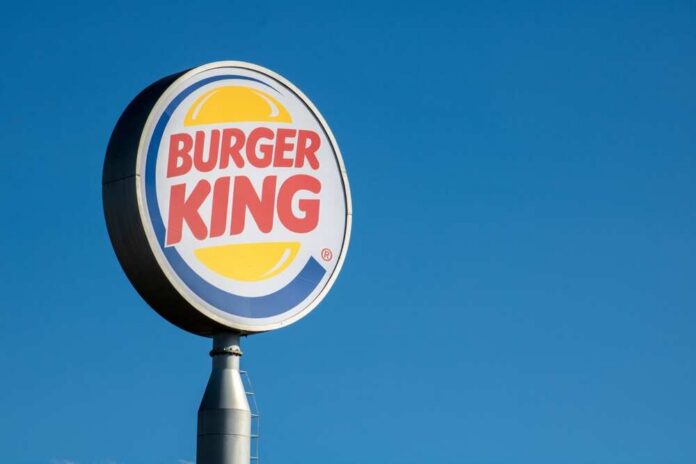 Marilia,,São,Paulo,,Brazil,,November,08,,2022..,Burger,King,Is Exterior view of a Burger King restaurant with signage