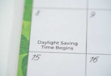 Doctors Blast Permanent Daylight Plan