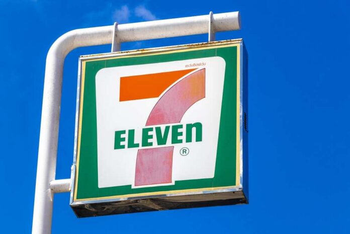 Kathu,District,Phuket,Island,Province,Thailand,01.,March,2026,7 7-Eleven storefront with illuminated sign and window display